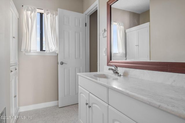 1107 1ST Street S B, Jacksonville Beach, FL 32250