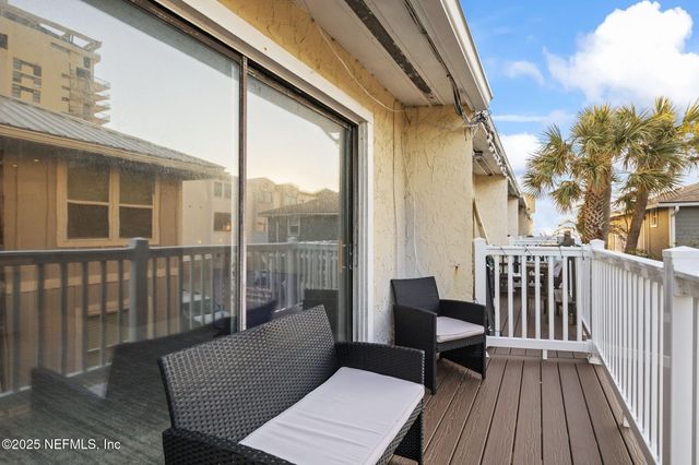 1107 1ST Street S B, Jacksonville Beach, FL 32250