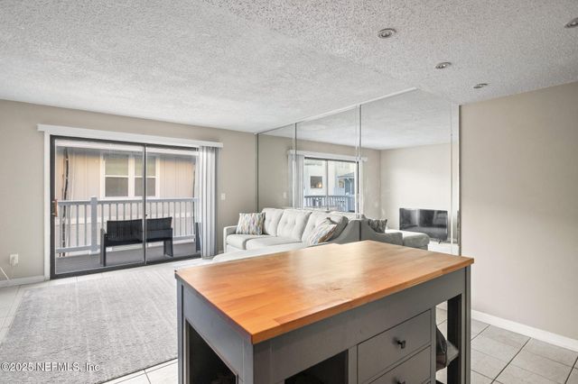 1107 1ST Street S B, Jacksonville Beach, FL 32250