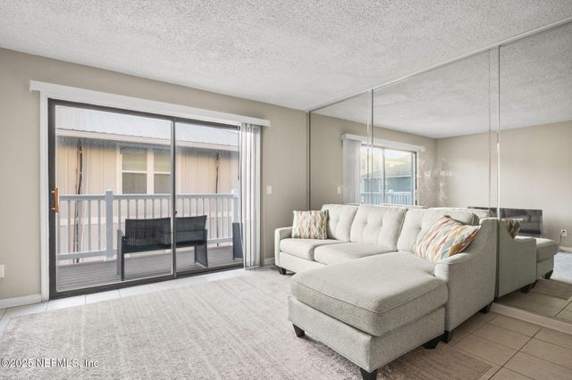 1107 1ST Street S B, Jacksonville Beach, FL 32250