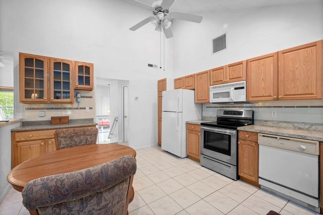 7 Nells Pond Rd, Lynn, MA 01904