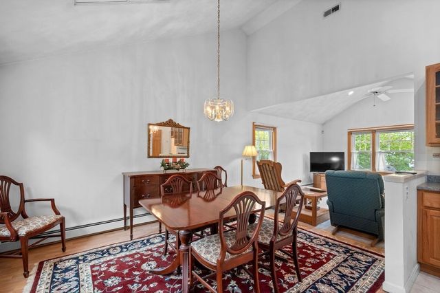7 Nells Pond Rd, Lynn, MA 01904