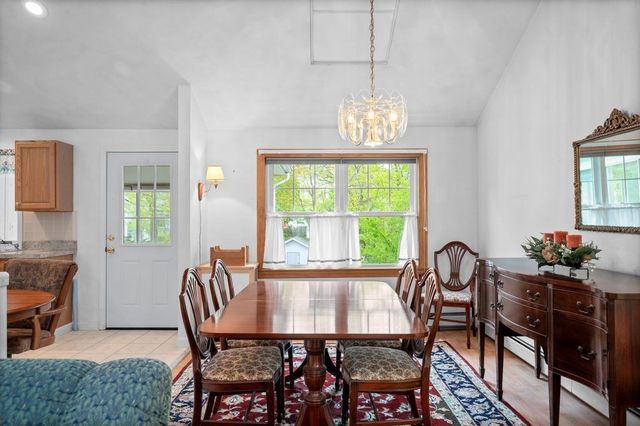 7 Nells Pond Rd, Lynn, MA 01904