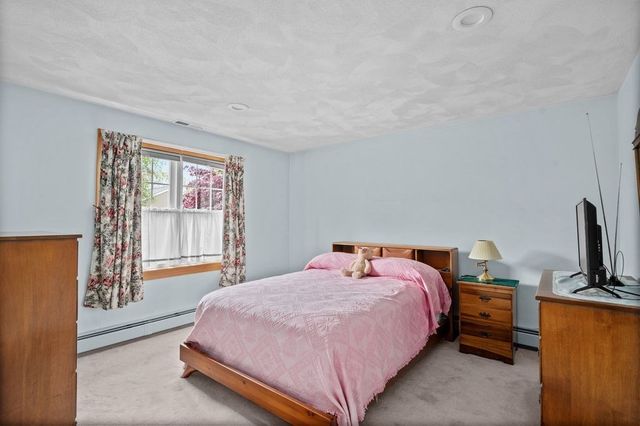 7 Nells Pond Rd, Lynn, MA 01904