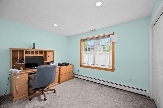 7 Nells Pond Rd, Lynn, MA 01904