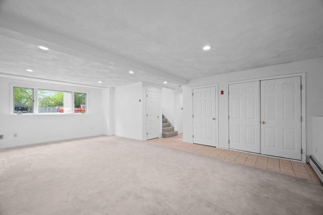 7 Nells Pond Rd, Lynn, MA 01904