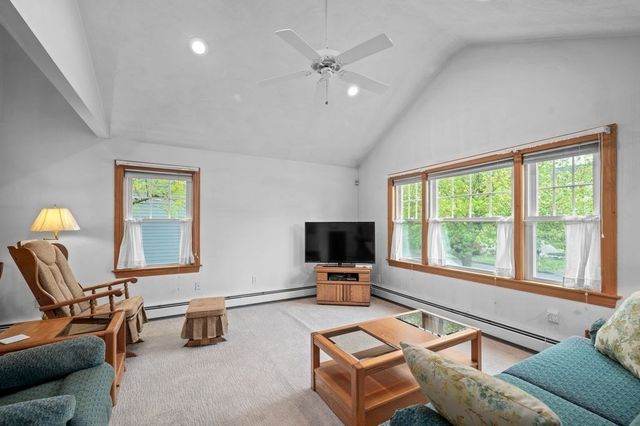 7 Nells Pond Rd, Lynn, MA 01904