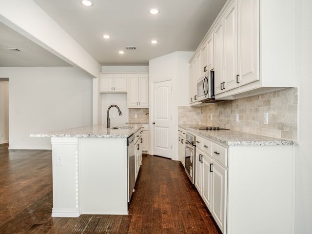 3225 Greymoore Drive, Anna, TX 75409