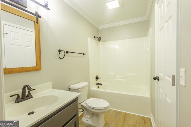 907 E Moore Street, Valdosta, GA 31602