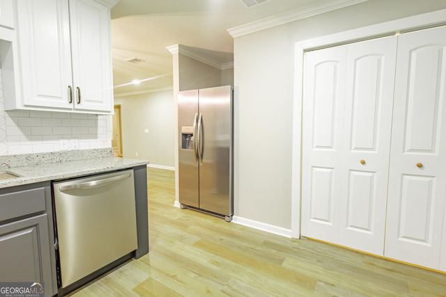 907 E Moore Street, Valdosta, GA 31602