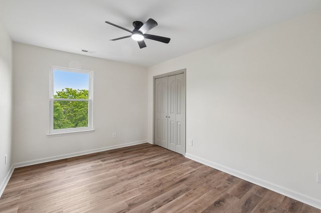 173 Grove Ln, S, Hendersonville, TN 37075