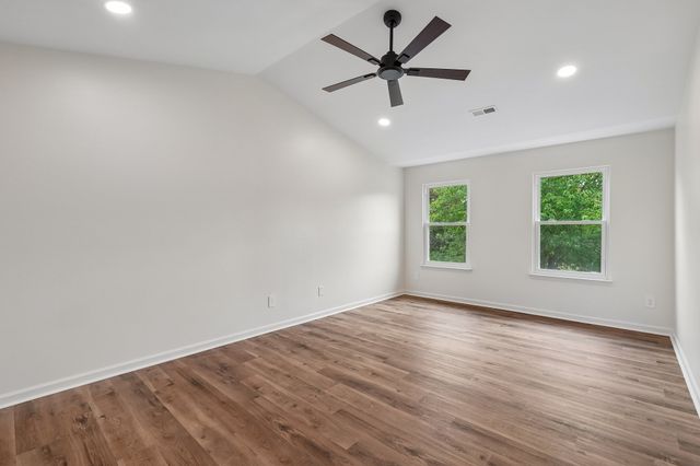 173 Grove Ln, S, Hendersonville, TN 37075