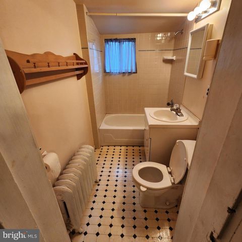 2318 N MARKET ST, Wilmington, DE 19802