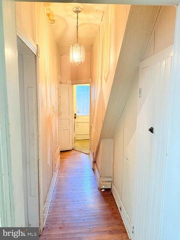 2318 N MARKET ST, Wilmington, DE 19802