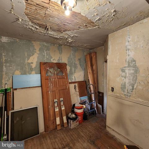 2318 N MARKET ST, Wilmington, DE 19802