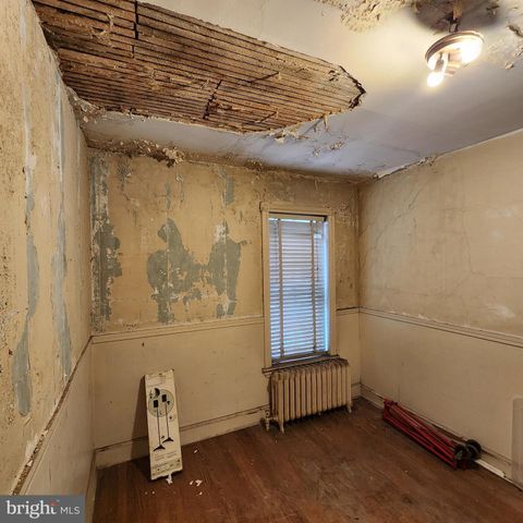 2318 N MARKET ST, Wilmington, DE 19802