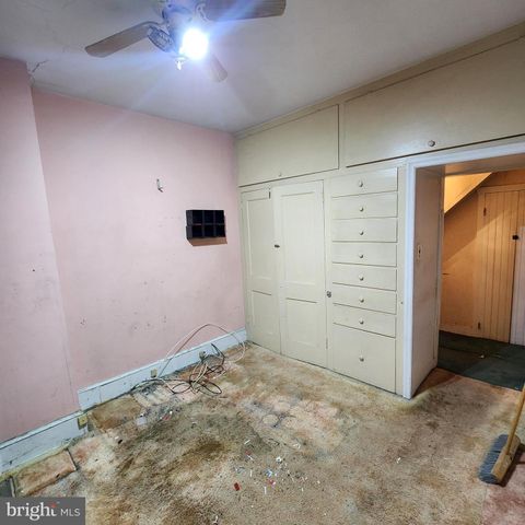 2318 N MARKET ST, Wilmington, DE 19802