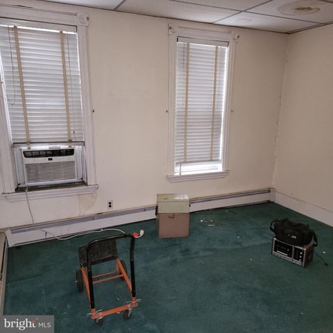 2318 N MARKET ST, Wilmington, DE 19802