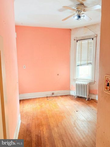 2318 N MARKET ST, Wilmington, DE 19802