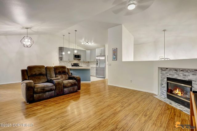 7862 Spruce Street, 7B, Anchorage, AK 99507