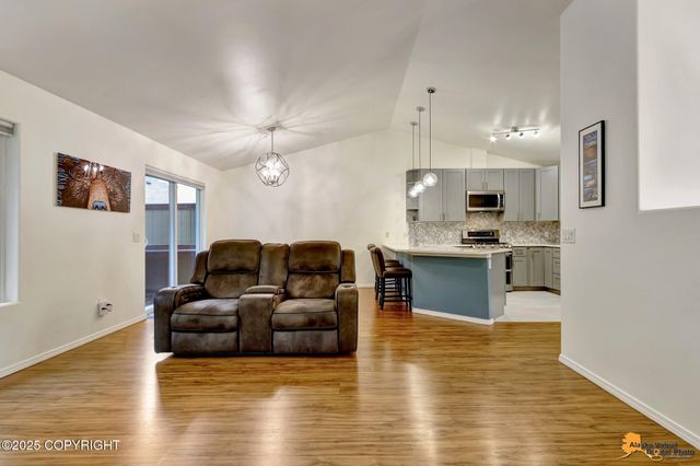 7862 Spruce Street, 7B, Anchorage, AK 99507