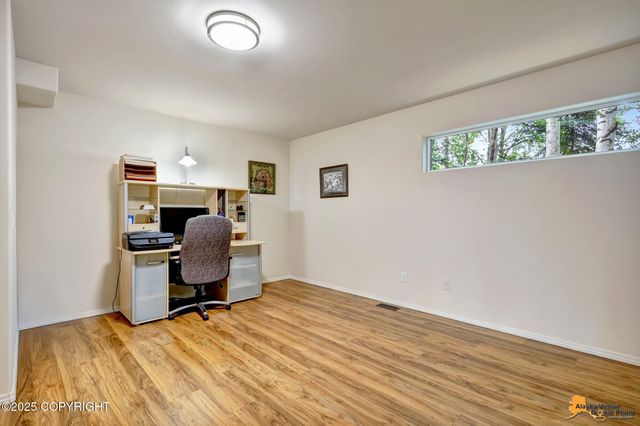7862 Spruce Street, 7B, Anchorage, AK 99507