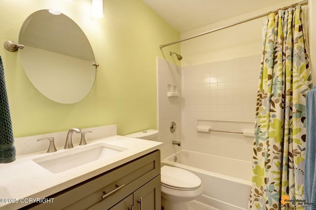 7862 Spruce Street, 7B, Anchorage, AK 99507