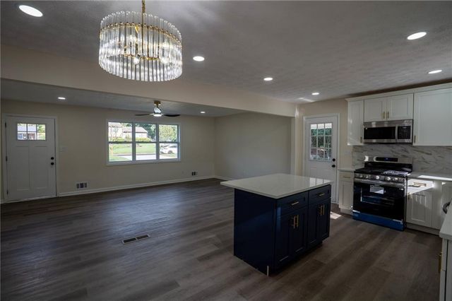 2879 Winchester Court, Duluth, GA 30096