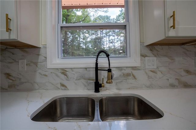 2879 Winchester Court, Duluth, GA 30096