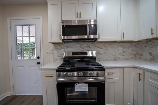 2879 Winchester Court, Duluth, GA 30096