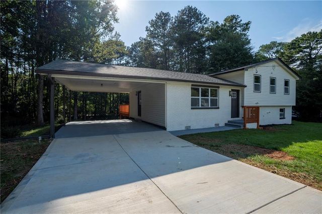 2879 Winchester Court, Duluth, GA 30096