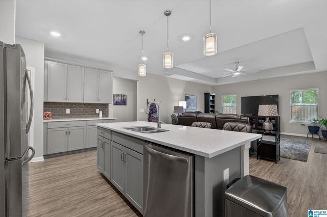 5512 GRASS LAKE DRIVE, Bessemer, AL 35022