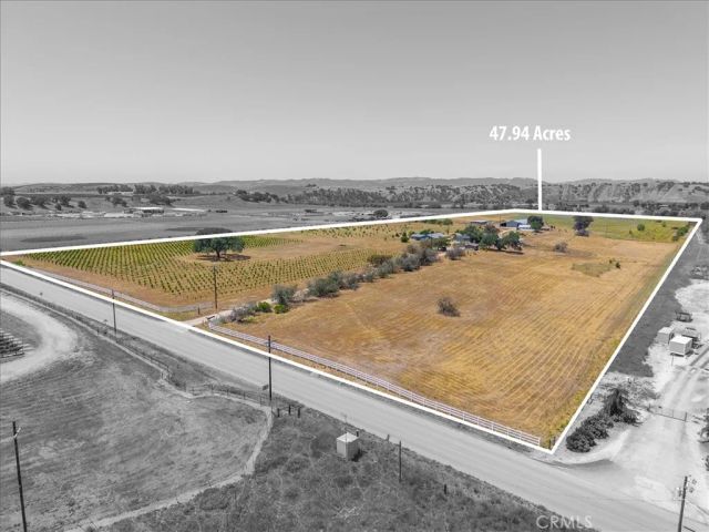 7865 Airport, Paso Robles, CA 93446