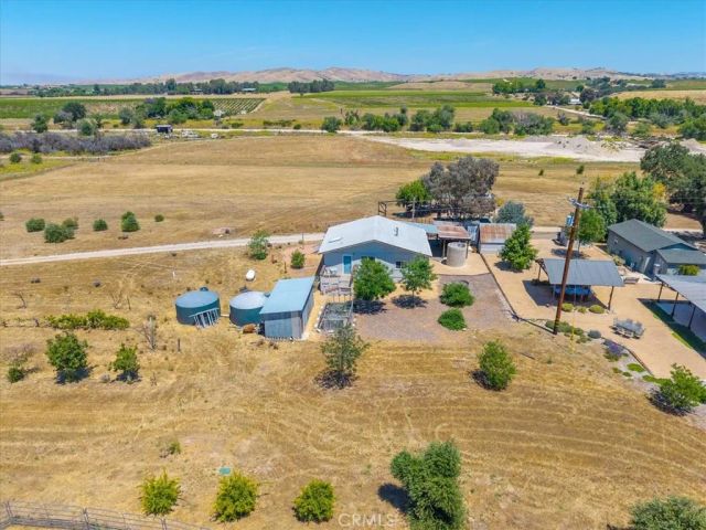 7865 Airport, Paso Robles, CA 93446