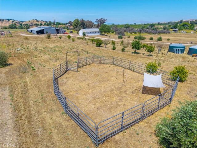 7865 Airport, Paso Robles, CA 93446