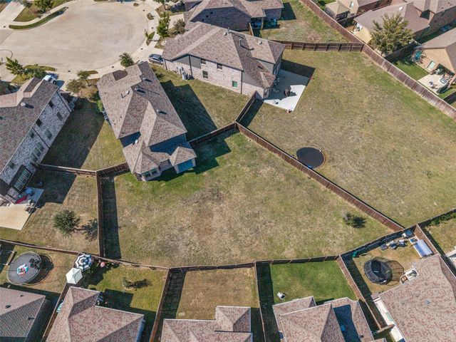 2716 Runnels Court, Forney, TX 75126