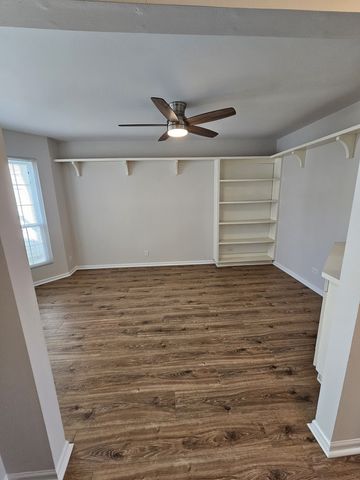 304 Hill Street, Wauconda, IL 60084