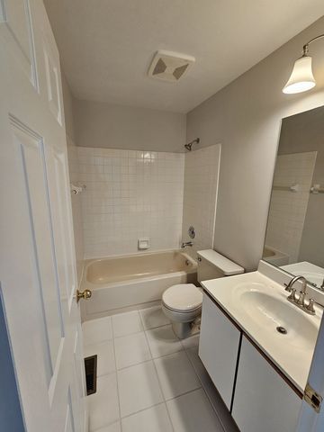 304 Hill Street, Wauconda, IL 60084