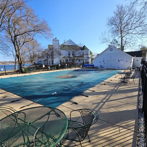 304 Hill Street, Wauconda, IL 60084