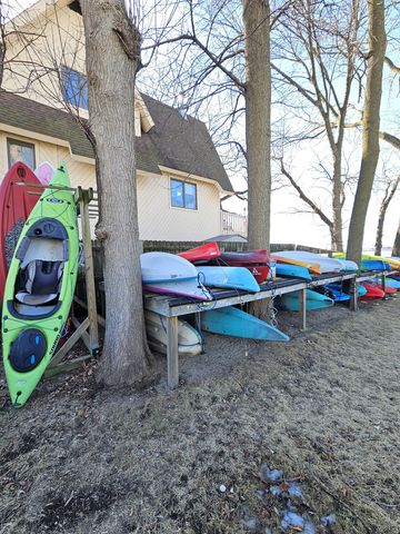 304 Hill Street, Wauconda, IL 60084