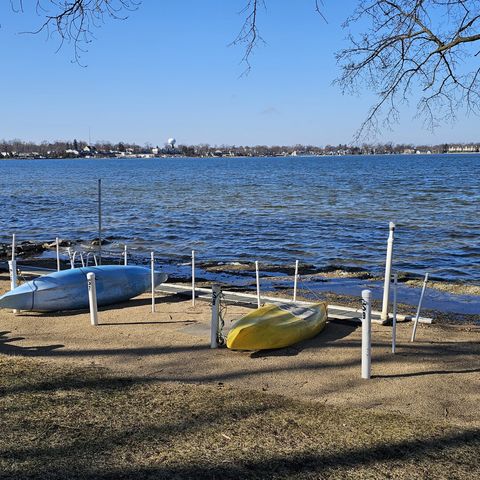 304 Hill Street, Wauconda, IL 60084