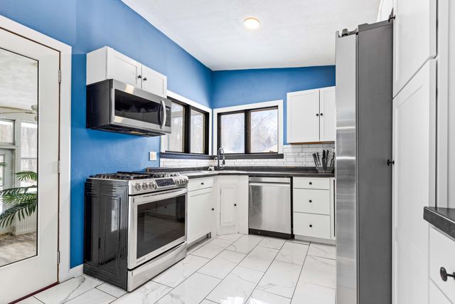 33 Shortridge Road, Battle Creek, MI 49015