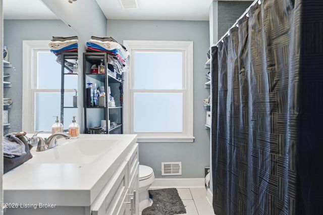 3301 Stony Brook Dr, Jeffersontown, KY 40299