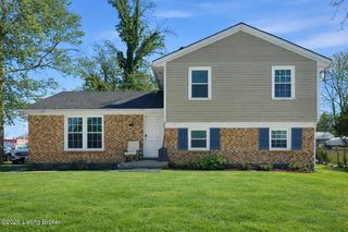 3301 Stony Brook Dr, Jeffersontown, KY 40299