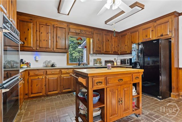 5145 Kent Rock Road, Loganville, GA 30052