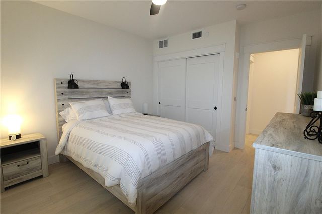 280 HIDDEN BAY DRIVE 202, Osprey, FL 34229