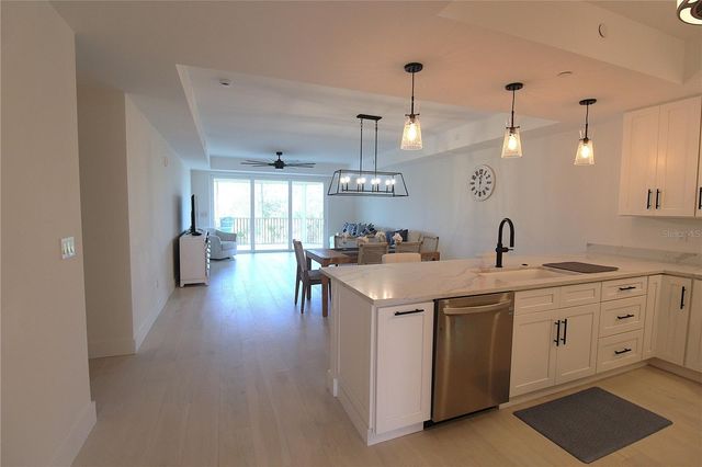 280 HIDDEN BAY DRIVE 202, Osprey, FL 34229