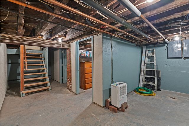 1412 Wilson St, Mckeesport, PA 15132