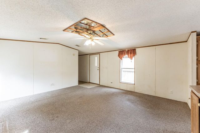 400 Marina Drive, Trinity, TX 75862