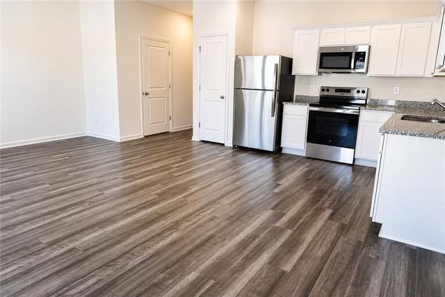 2095 Emerson Dr, Auburn, GA 30011